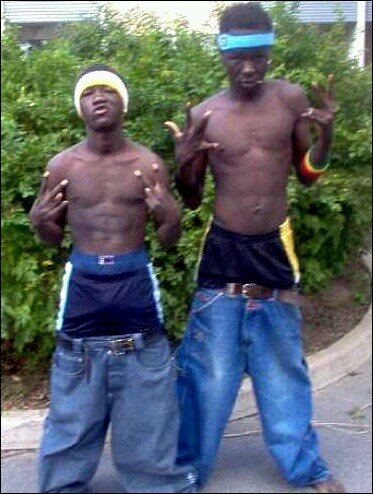 I kill niggas before breakfast. Drink they blood. Fuck bitches and get money on my thug shit. Sell dope thugged out.