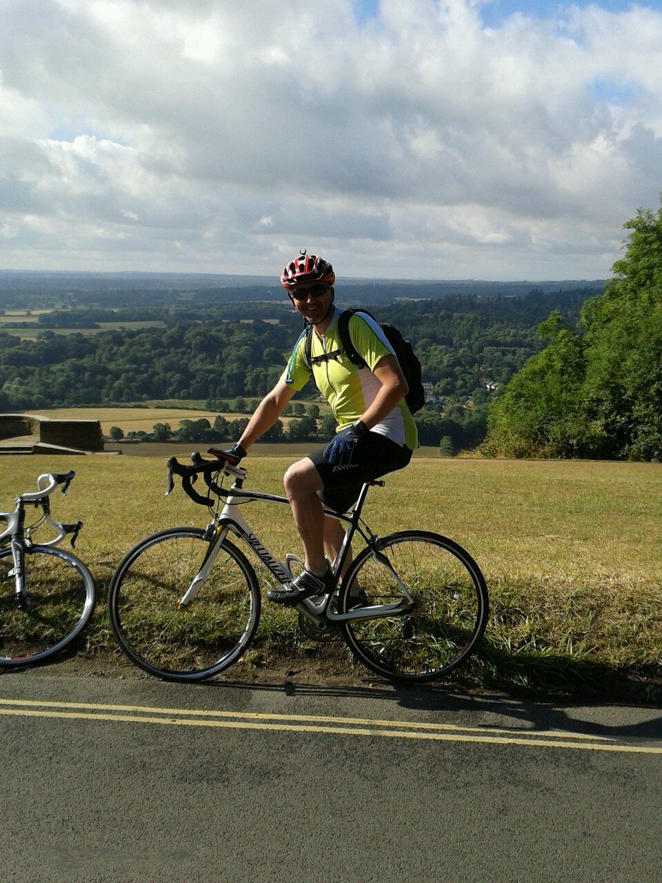 Greying cyclist, always on the rivet due to lack of fitness. Everyday as it's good for the soul.