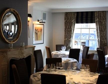 1st Floor restaurant in Reigate high st.
Chef Tony Tobin has been cooking here for 20 Years. For reservations call 01737 22 66 50