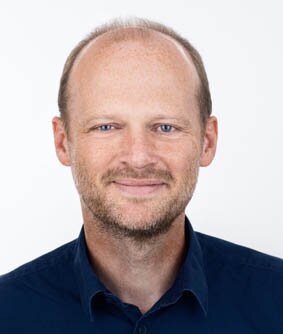 Byrådsmedlem for Radikale Venstre - indehaver af Magasinhuset - redaktør for branchemedier; Rengøring, Vejledning og dentalbranchen