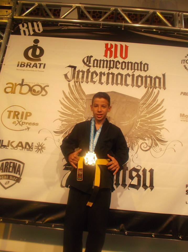 campeao internacional de jiu jitsu faixa amarela