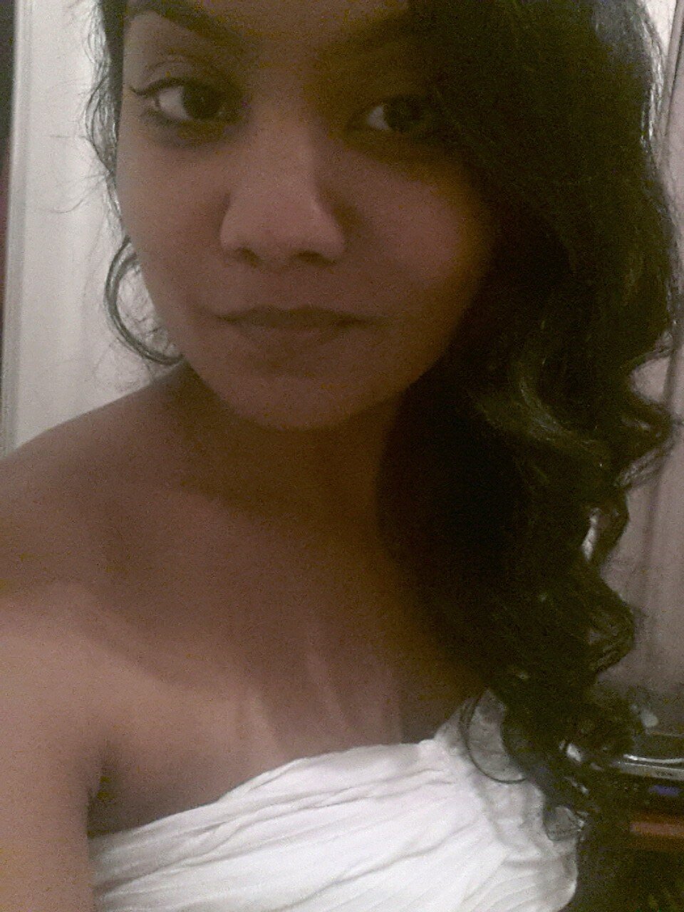 JenIyalu's profile picture. 20. Law and Journalism Student. 
Give me literature & art & music with my wanderlust & I'll be happy. 
    “I know too much and not enough” - Allen Ginsberg