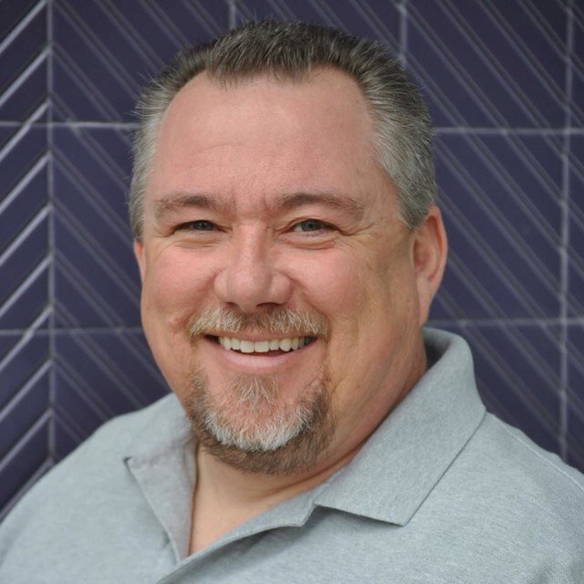 U.S. Navy Veteran. Married to a very lucky woman @elizabethbarber. Recommended by 9 out of 10 people that recommend things.