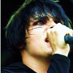 #RHCP #MCR #GreenDay Got nowhere to run. Don't play music, can't write.
