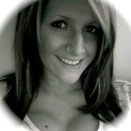 Communications Major at Edgewood College, Bartender and Server at The Icon & Bonfyre American Grille, Dancer, & Music Lover. My tweets are my own thoughts.