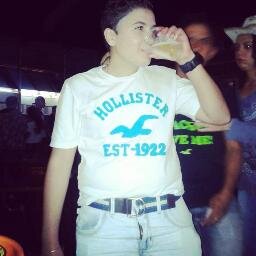apaixonada pela vida. !  Lésbica ,namorando a @AnnahCarollyna1 , 18anoos #chata,meiga,simples,humilde...