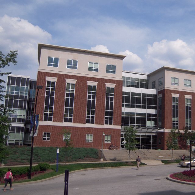 The University of Akron Class of 2017 (*STUDENT ACCOUNT* Not affiliated with the University of Akron)