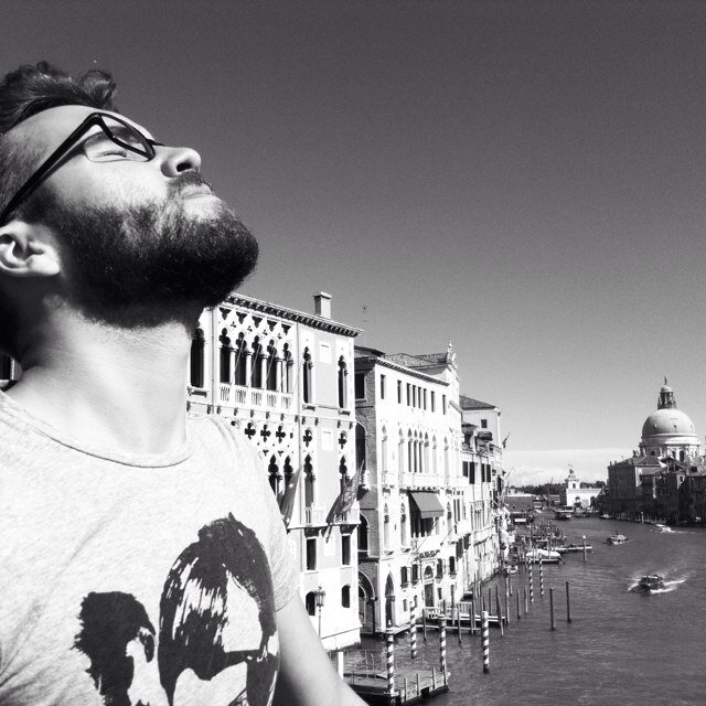 Marketing graduate - Food lover - Music addict - worldwide traveller...                 Keep loving / Keep moving / Keep working