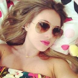 Mulher não  gosta de dinheiro , mulher gosta de atitude (: