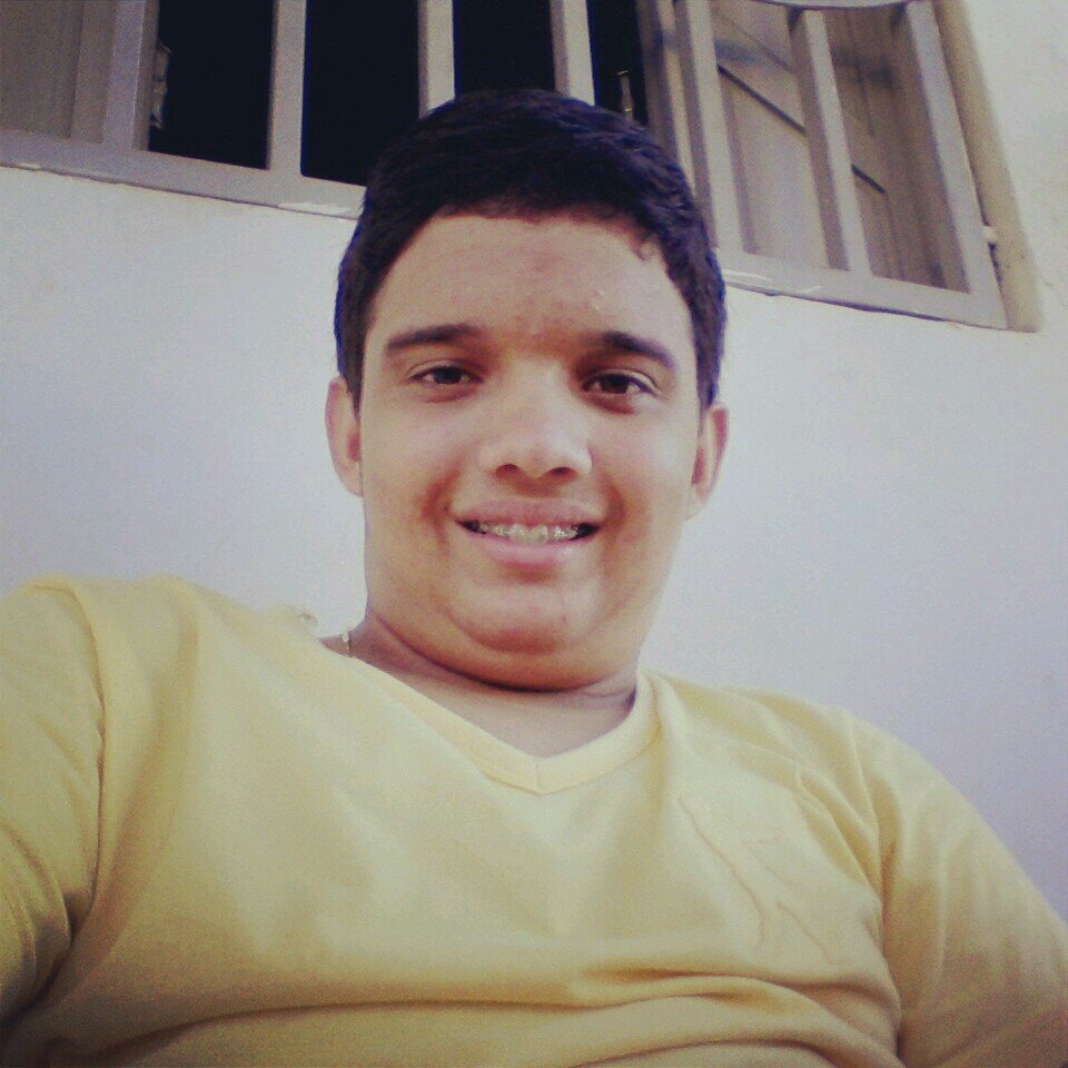 Sou Da Eqp @teimososdenatal Acompanho Sempre A Banda @Forrobdv e @placillio_diniz Meu WHATS-9995-1489       http://t.co/aRlGhUZdQ3