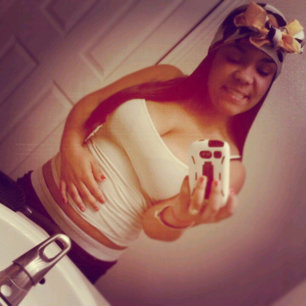Instagram : @_themainbitch_