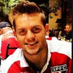 Perfil não oficial do zagueirão do #SPFC, este twitter é automatico e dá RT em todas mensagens relacionadas com o Tolói