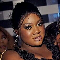 Im an aspiring actress with the ambition, drive and self determination to conquer the world.