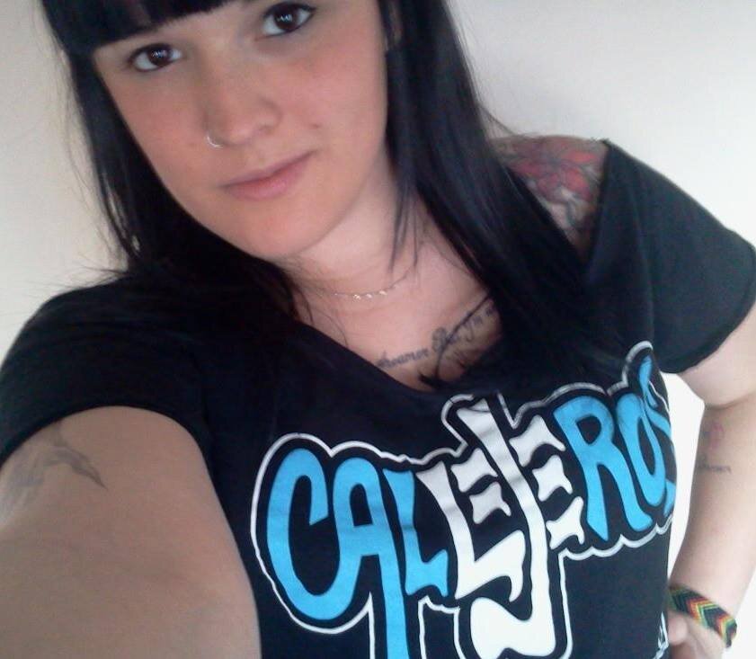 FlaviaLetitbe's profile picture. 23 años. Lanus. Fernet, birra, rock. Viviendo cada día. Con los sueños claros, riendo por reír.