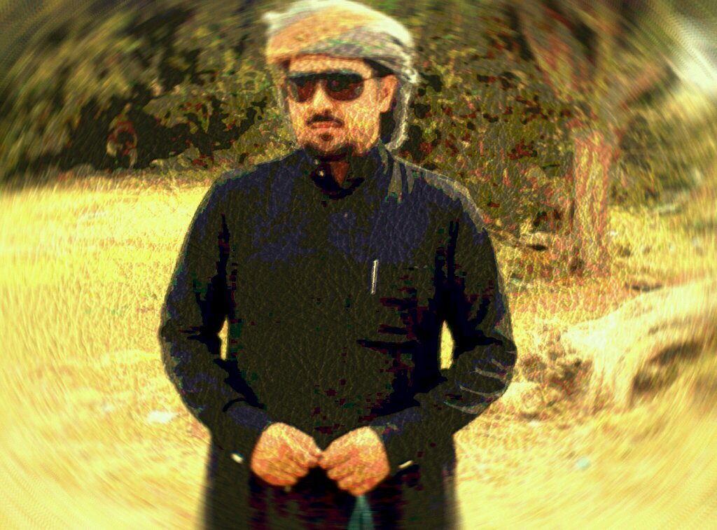 ‏‏أنا إنسان أحب الخير للناس قاعدتي في الحياه كن إيجابي و صلاح العمل مرتبط بصلاح النيه!