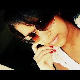 nem eu sei me descrever...
sou alguem que pode ser mais compreendida sendo sentida do que
falada!! ^^