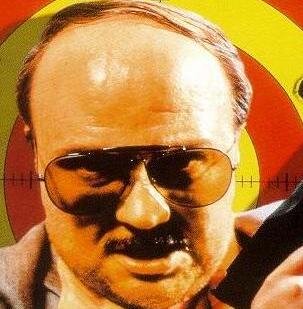 [+18]. Agente de policía jubilado aficionado a ir de putas y a las pajillas. De mi Atleti a muerte! El Fary es dios! Debo 6000 pesetas de whisky.