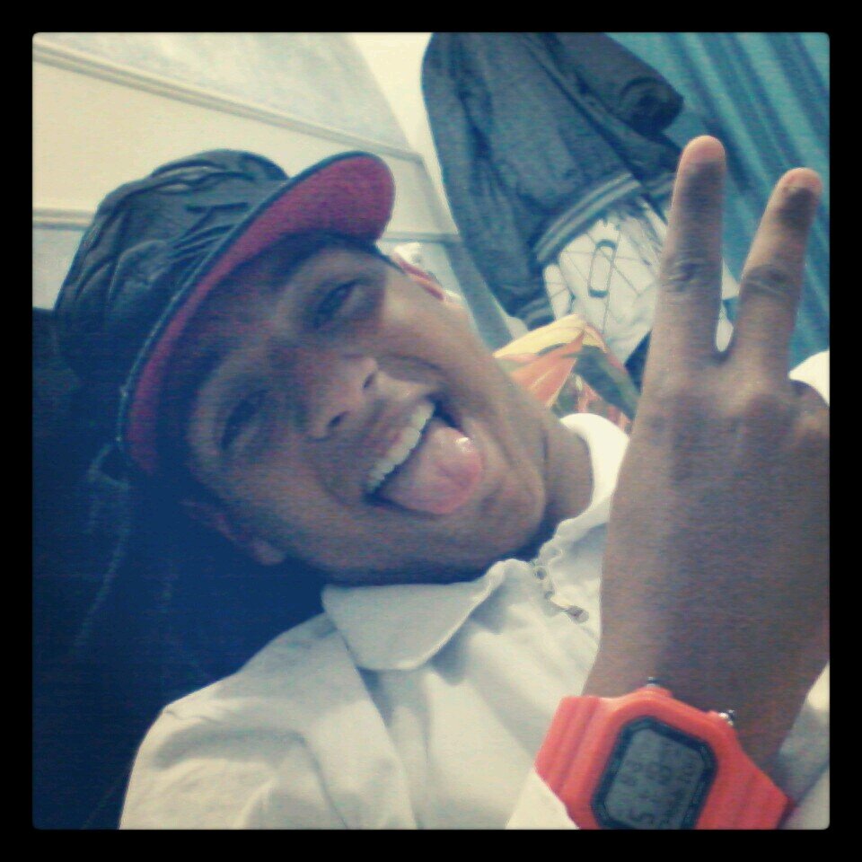Espero que um dia eu vire alguém no mundo , enquanto não vira , deixa pra mais tarde , que eu levo a minha vida tranquila na humildade ♪