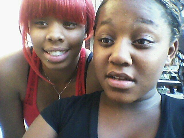 Toniii_baaee's profile picture. 