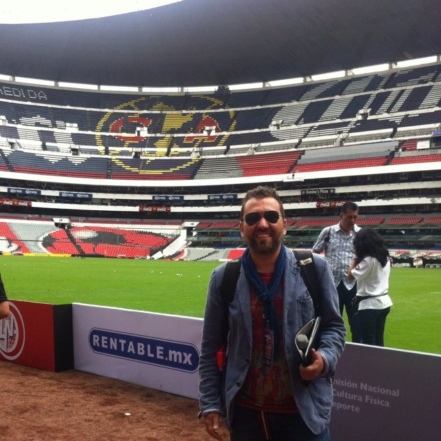 Periodista y comentador Deportivo-PR-Scout-Filmmaker-Trader. Mundiales 2010-14-18-22 en @Gol (+300partidos comentados). Ex#AcompañamosLaLusofonía(RadioMarca)