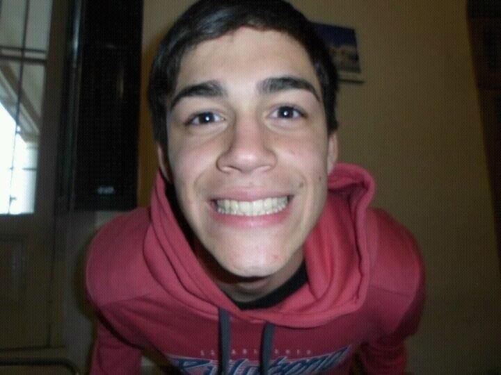 AlexisGauna_'s profile picture. 