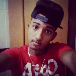 ' Fé em Deus Neguiin '