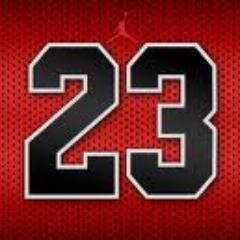 andresaradillas's profile picture. Esfuérzate hasta conseguirlo