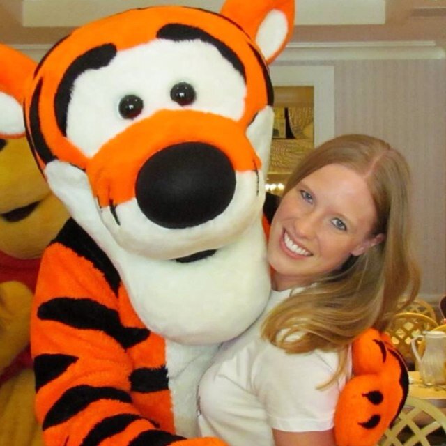 This SAHM {former teacher} tweets mostly about Hanson, Disney, and of course living in Hershey!