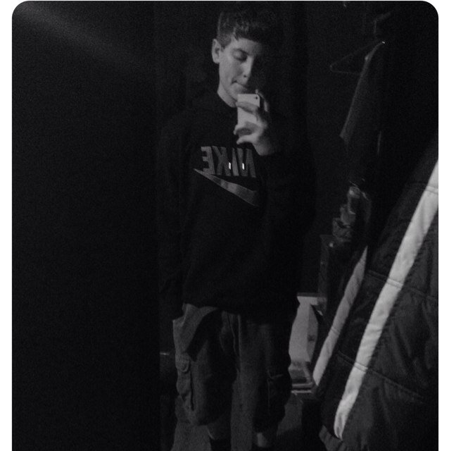 Mw3 snd only - 2nd account - smacking randoms 24/7 - artist - future tattooist - gb variant - 14 years young - don't dashboard