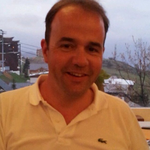 robinvocking's profile picture. 