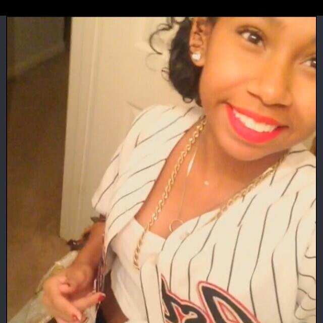 Instagram : Sheba_