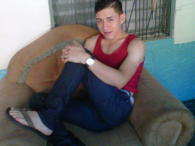 marceloflores84's profile picture. Me gusta tener amig@s de todas partes..soy una persona sociable..y me vale V..lo k digan los demas..vivo mi vida como mejor me paresca