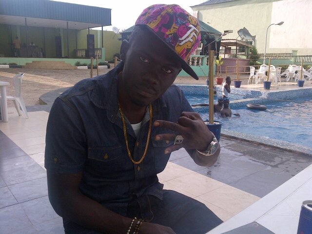 resillience_KD's profile picture. ARTISTE,SONG WRITER,ENTERTAINER. #TEAM_GOD1st#TEAM_BUGATTI_BUGATAY# TEAM DE_NY ENTERTAINMENT. #TEAM_GOODMUSIQ #TEAM_I LOV GALS#TEAM_JOKANLE_JAGUN_SHUPERU.