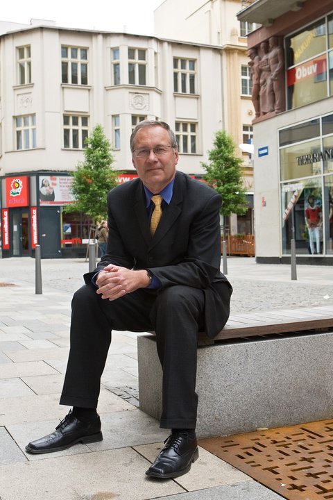 1.místopředseda ODS Ostrava, předseda komise pro strategický rozvoj Ostravy, OSVČ-systémový inžernýr + poradce průmyslových firem