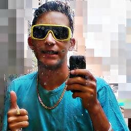 eu sou alegre brincalhao gosto de fazer amizades.fã de forro pegadoo,no momento solteiiro !