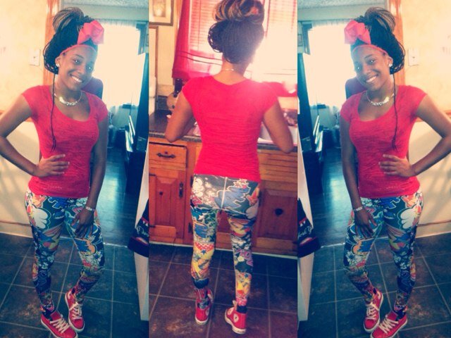 Mxd W/ Ricaan  && She A BOSS Typee Chick , Jaays && Tayloors  .
              IG ; Pretty_Trill_BOSS