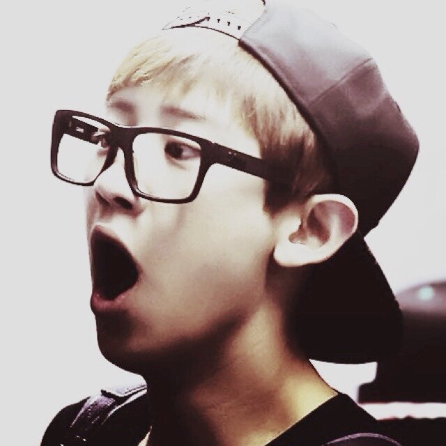 ความรักที่ผมมีให้คุณมันมากพอๆกับพื้นที่บนใบหูของผม {duo : @kris90_rbt} #MYSTERYBOT