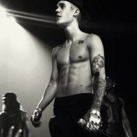 laura radcliff (@thebiebsluvs12) 's Twitter Profile