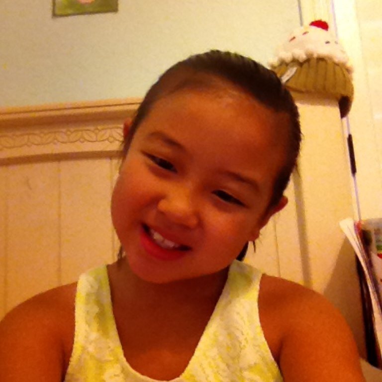 Hey guys I'm a mahomies follow my family Alexia Vo Stepnie Tran Steven Tran and Jenny Nuyen