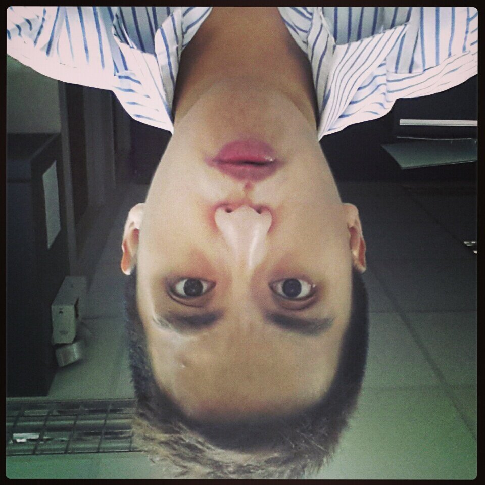 Whatever it is that I can't say, I tweet ©