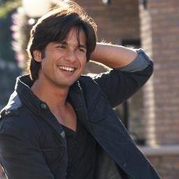 Robin7shekhawat's profile picture. A Dreamer, Lover & Learner.