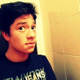 Fotografo, Estudiante, Amante Del VIVE LATINO, Me gusta viajar  #DirectionerBoy  #Arianator Y #BeliberBoy