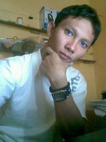 Urip nrimo ing pandum.