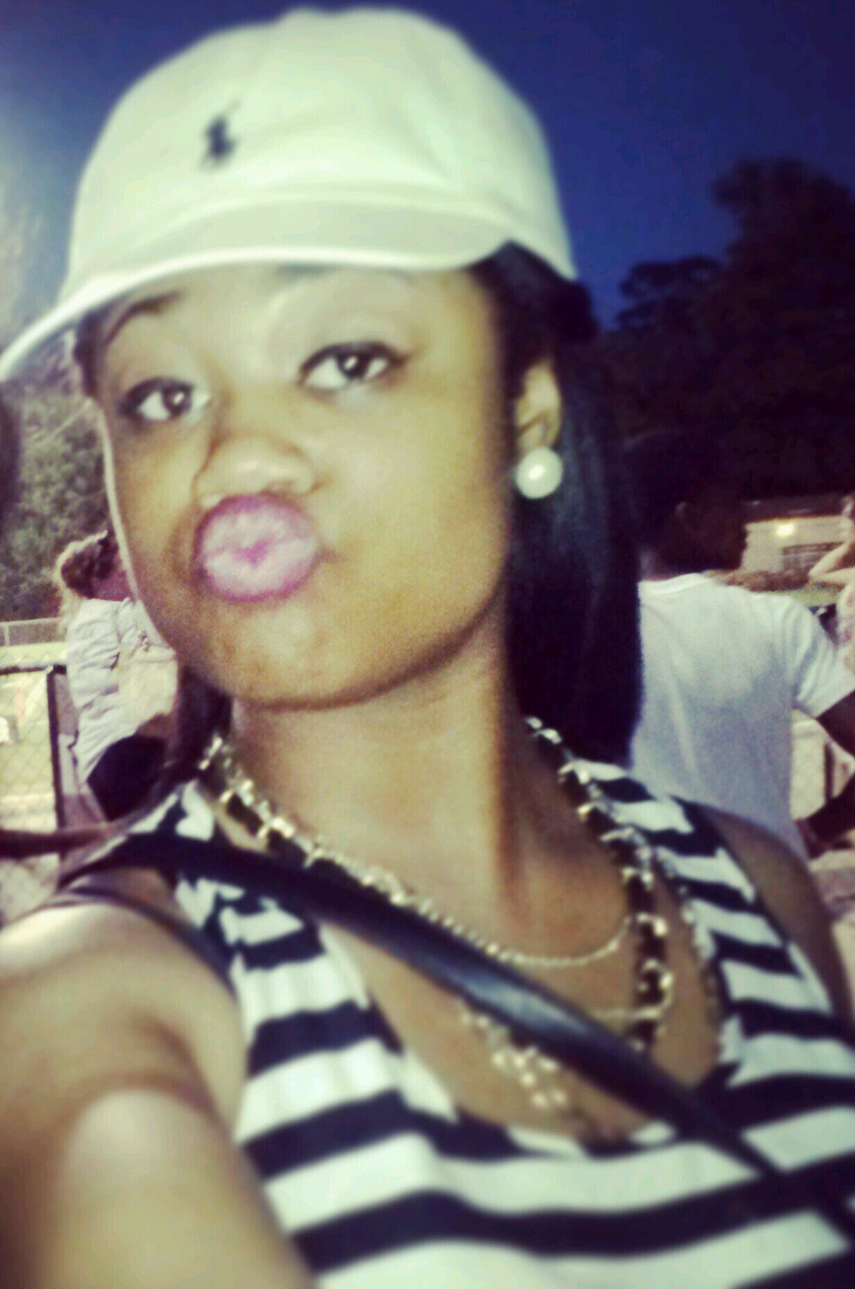 #TEAMthick #TEAMjuicyy TEAMbrownskin #IFOLLOWback #KEEPcalmSTAYnorfSIDE #Stoner