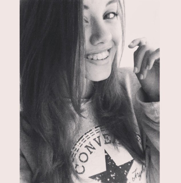 NicolaCavanis's profile picture. Ok diggah