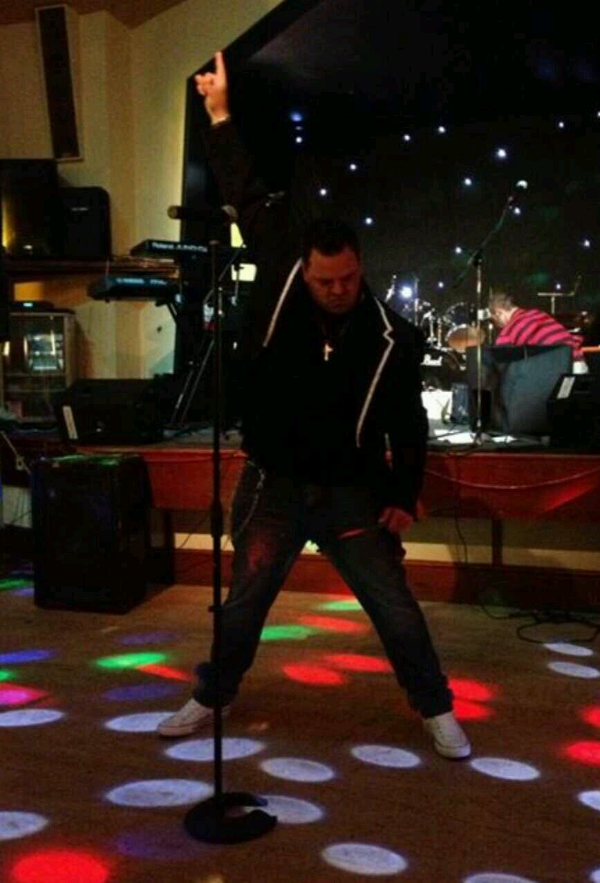 New for 2013 Aj as Robbie a tribute act tobthe greatest entertainer on the planet Aj is fast becoming the no1 robbie williams tribute act in wales