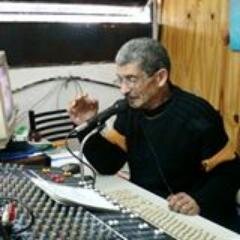 productor independienta y locutor de radio,de mi propio programa llamado un vagabundo como yo por AM 1500 de lun, a vie de 14 a 16 Hs ( http://t.co/ZOIauDw3IF )