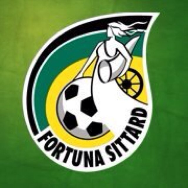Officiële Twitter van Fortuna Sittard Vrouwen | Topklasse | 2e Klasse | http://t.co/n3Z0wyISG9