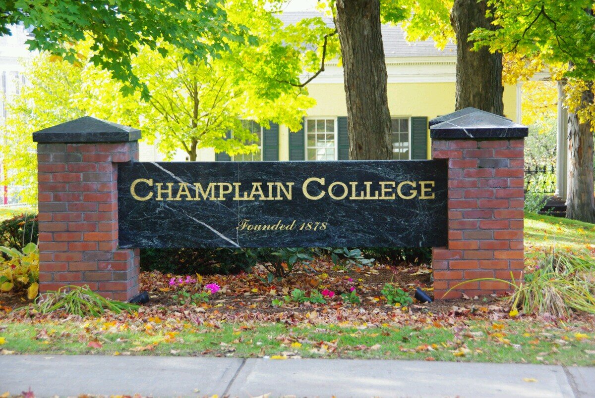 champlainprobz's profile picture. what college doesn't have problems? #campchamp **not affiliated with champlain college**