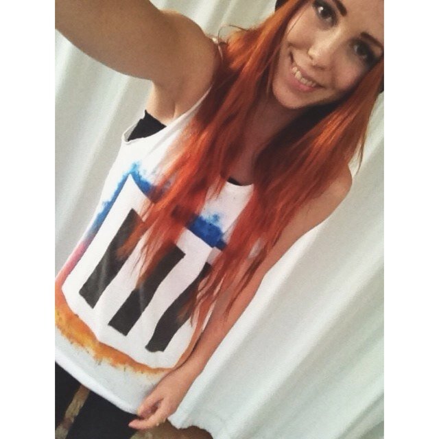 brckbybringbrck's profile picture. @paramore is the band and I am the fan ▌▌▌
@yelyahwilliams replied me on 11 may / saw them 2times live ♡